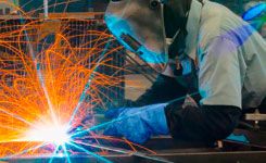 Напівавтоматичне зварювання в середовищі вуглекислого газу (CO₂). Техніка безпеки